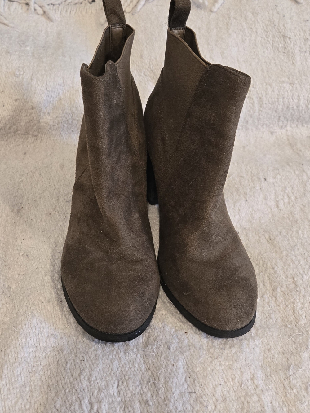 Steve Madden Brown Suede Ankle Boots Size 7 Block Heel Chelsea Booties